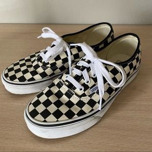 Vans authentic checkered skate shoes